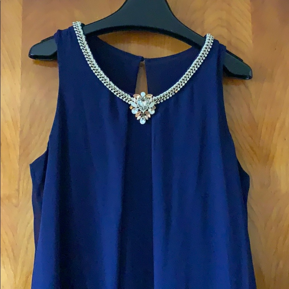 Dress - Picture 2 of 6